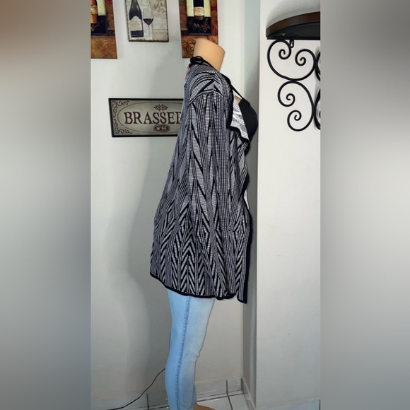 NWT CALVIN KLEIN Size XL Jacquard Flyaway Long Sleeve Cardigan BLACK-WHITE - Picture 2 of 10